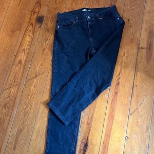 NWOT Black Old Navy Boyfriend Jeans